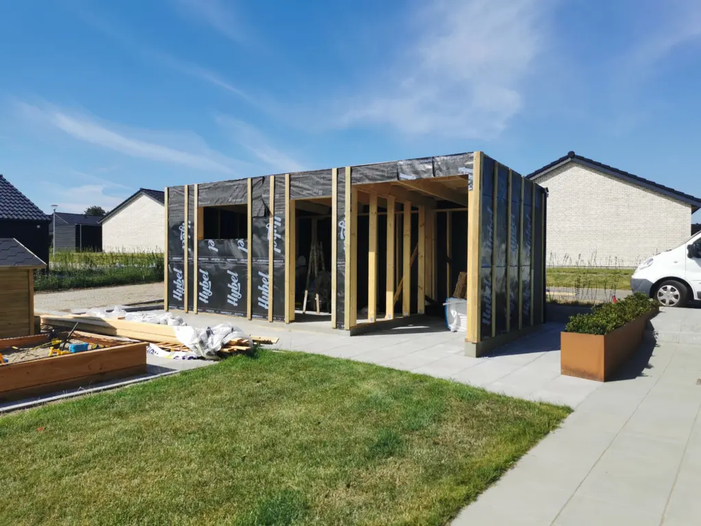 Opførsel af nyt skur